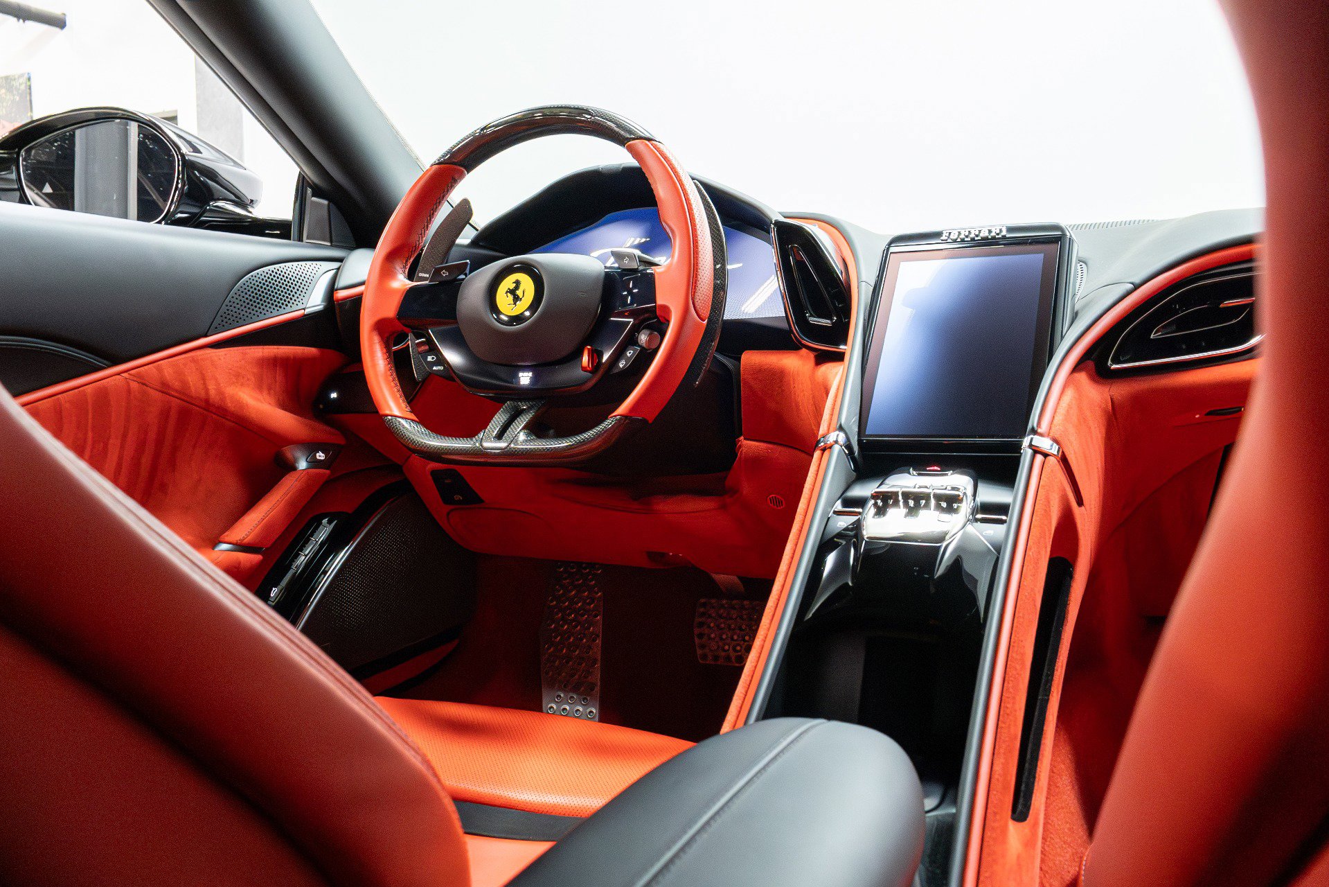 Used 2022 Ferrari Roma image 29