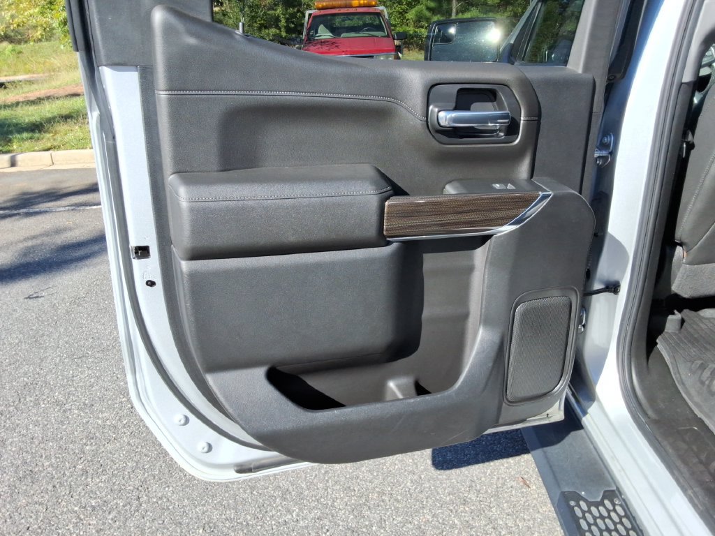 Certified 2022 Chevrolet Silverado 1500 LT Trail Boss w/ Convenience Package II AWD/4WD image 19