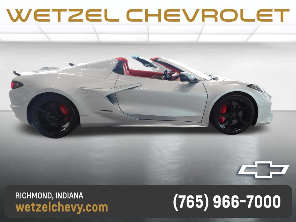 New 2026 Chevrolet Corvette E-Ray AWD/4WD image 2