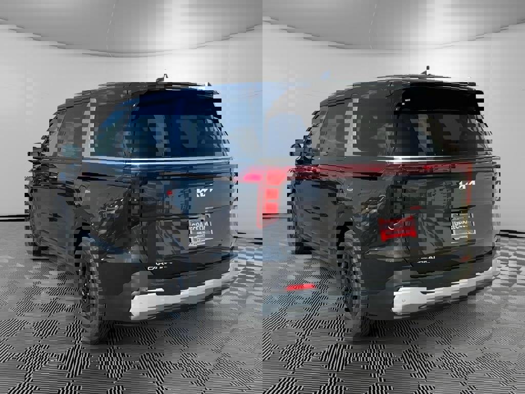 New 2026 Kia Carnival image 6