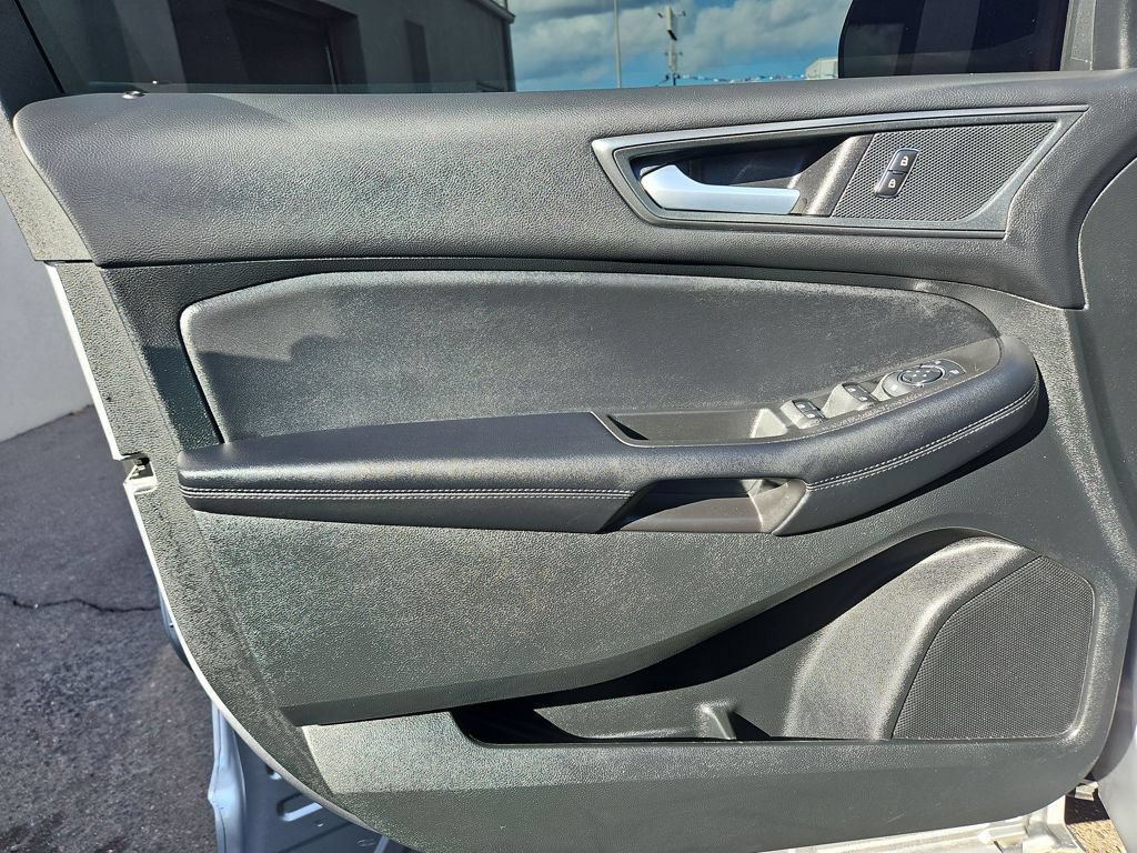 Used 2024 Ford Edge SE AWD/4WD image 11