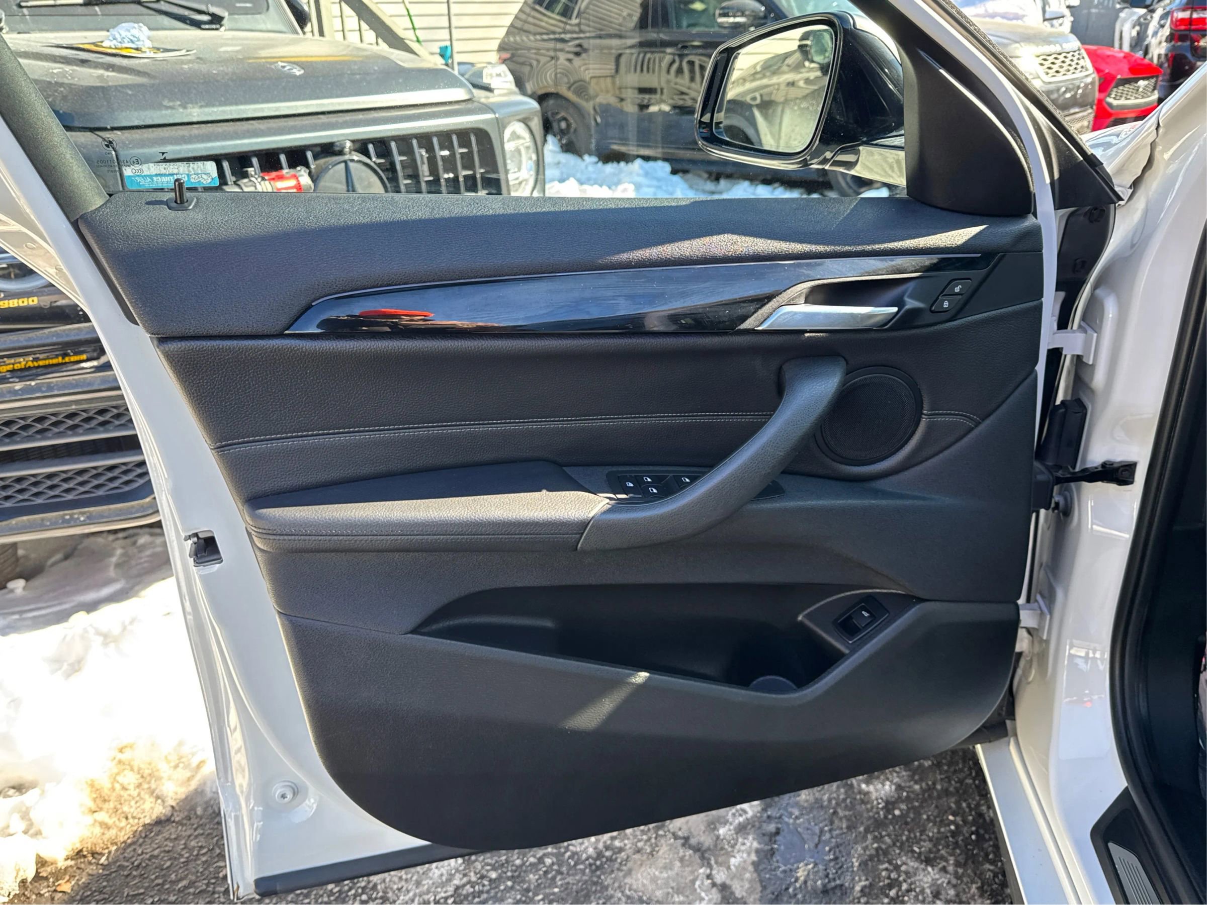 Used 2020 BMW X2 M35i w/ Premium Package image 17