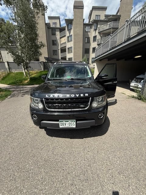 Used 2016 Land Rover LR4 HSE LUX AWD/4WD image 2