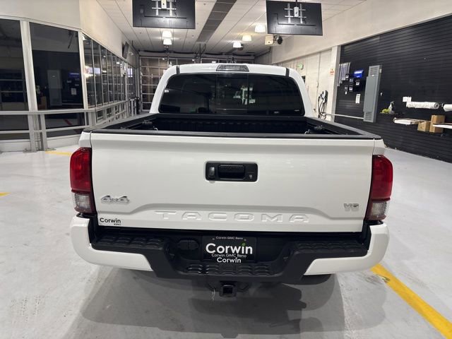 Used 2023 Toyota Tacoma SR5 w/ Technology Package image 8