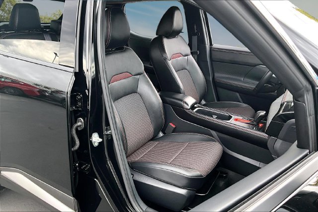 Certified 2025 Nissan Kicks SR AWD/4WD image 27