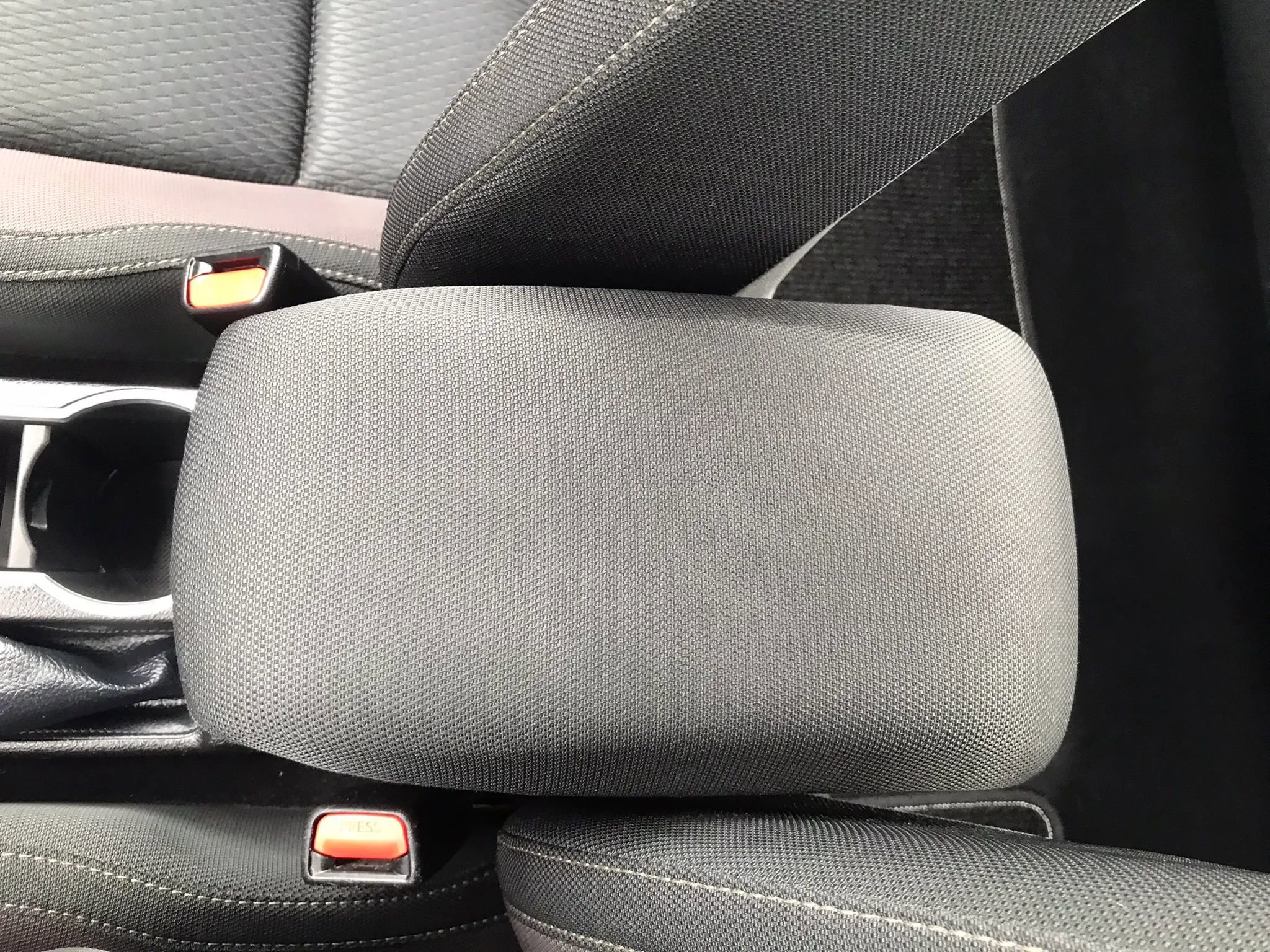 Used 2018 Toyota Corolla LE image 27