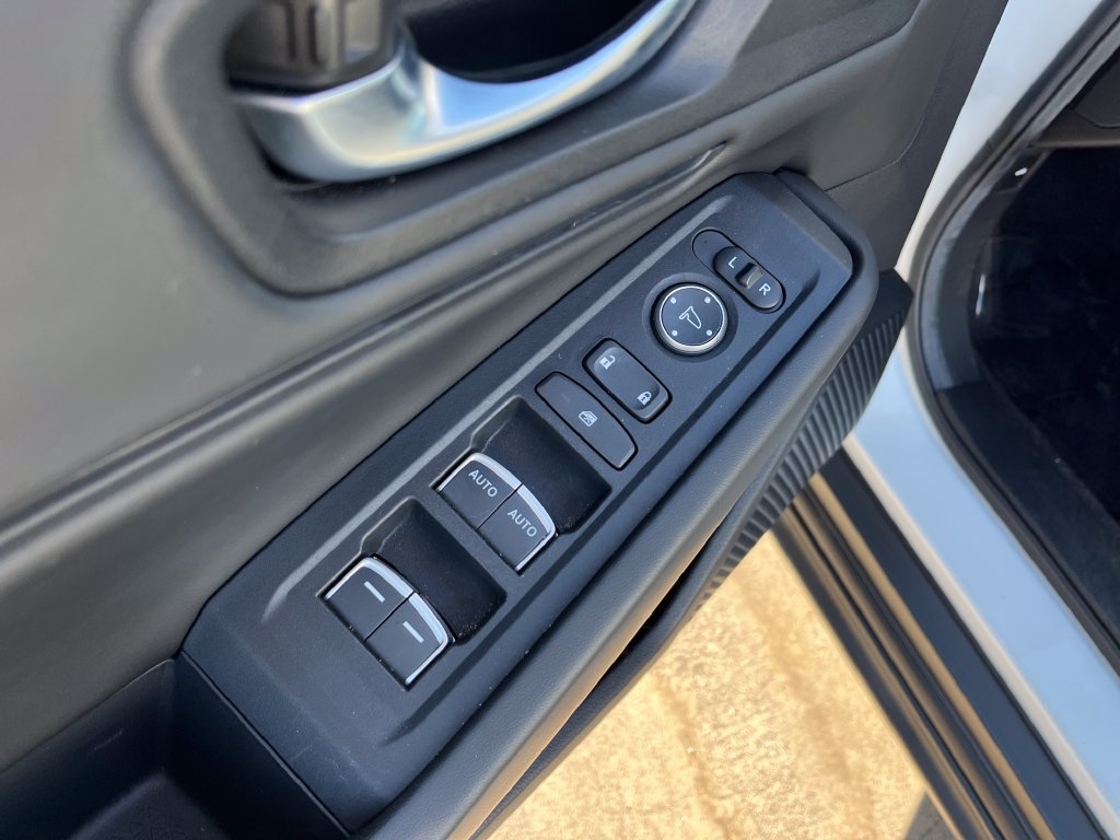 Certified 2024 Honda Accord EX image 11