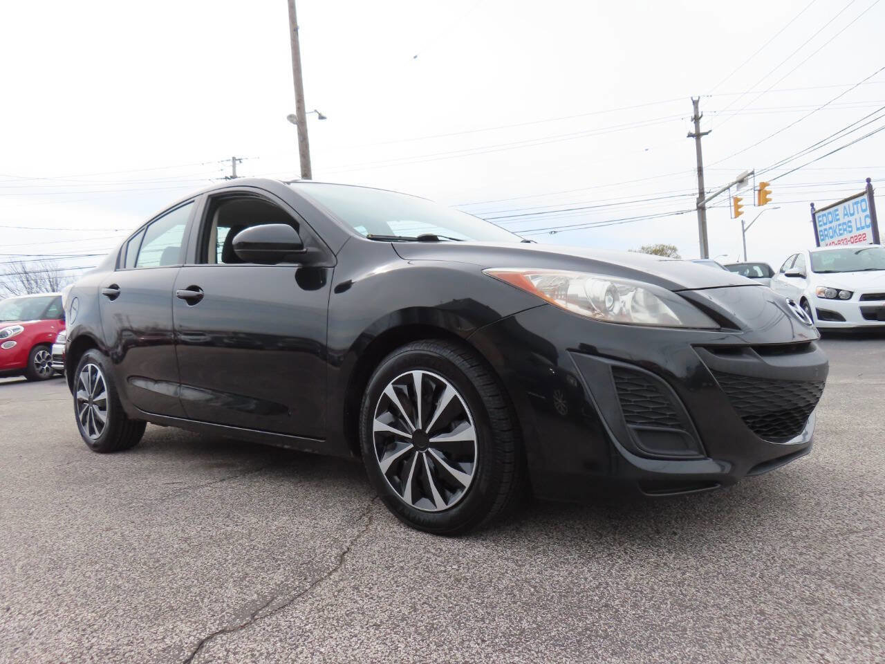 Used 2011 MAZDA MAZDA3 i Sport FWD image 1