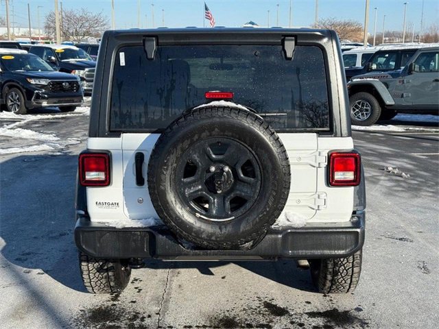 Used 2018 Jeep Wrangler Unlimited Sport image 4