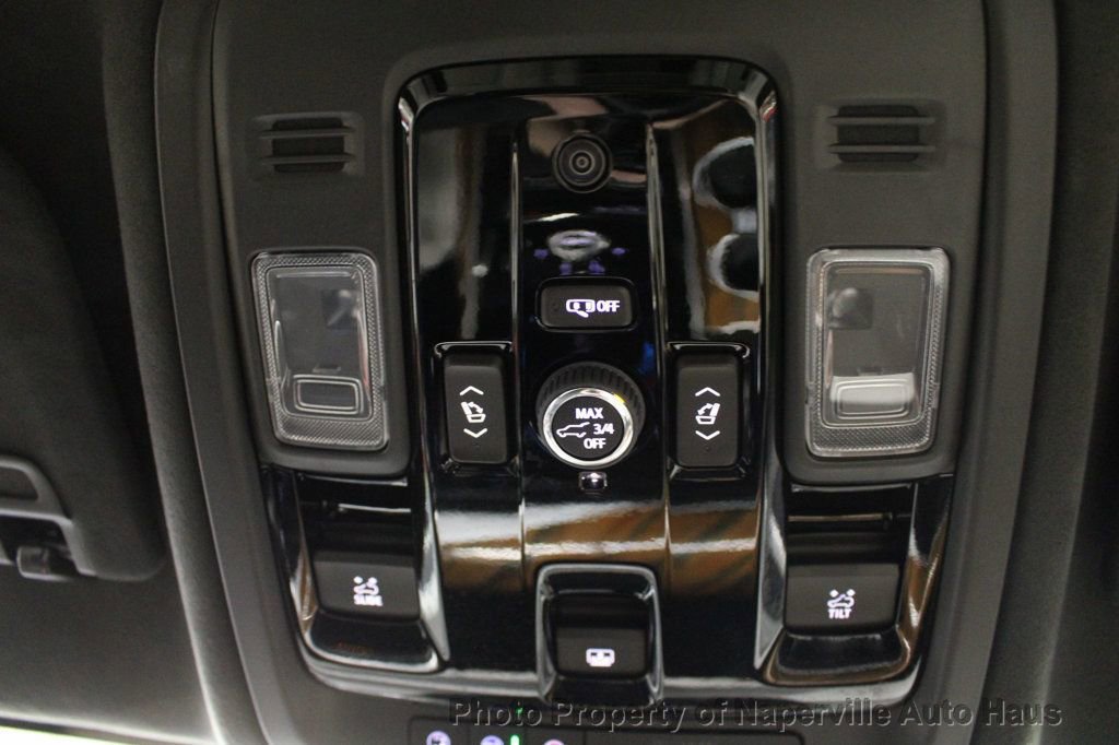 Used 2025 Cadillac Escalade ESV Sport Platinum w/ LPO, ONYX Package image 40