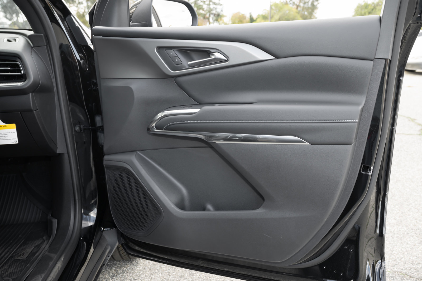 New 2026 Chevrolet Traverse LT w/ Driver Confidence Package image 41