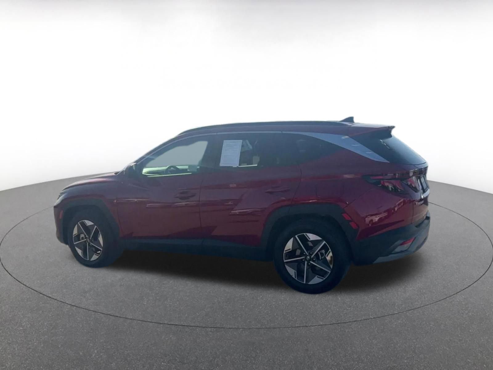 Used 2025 Hyundai Tucson SEL FWD image 10