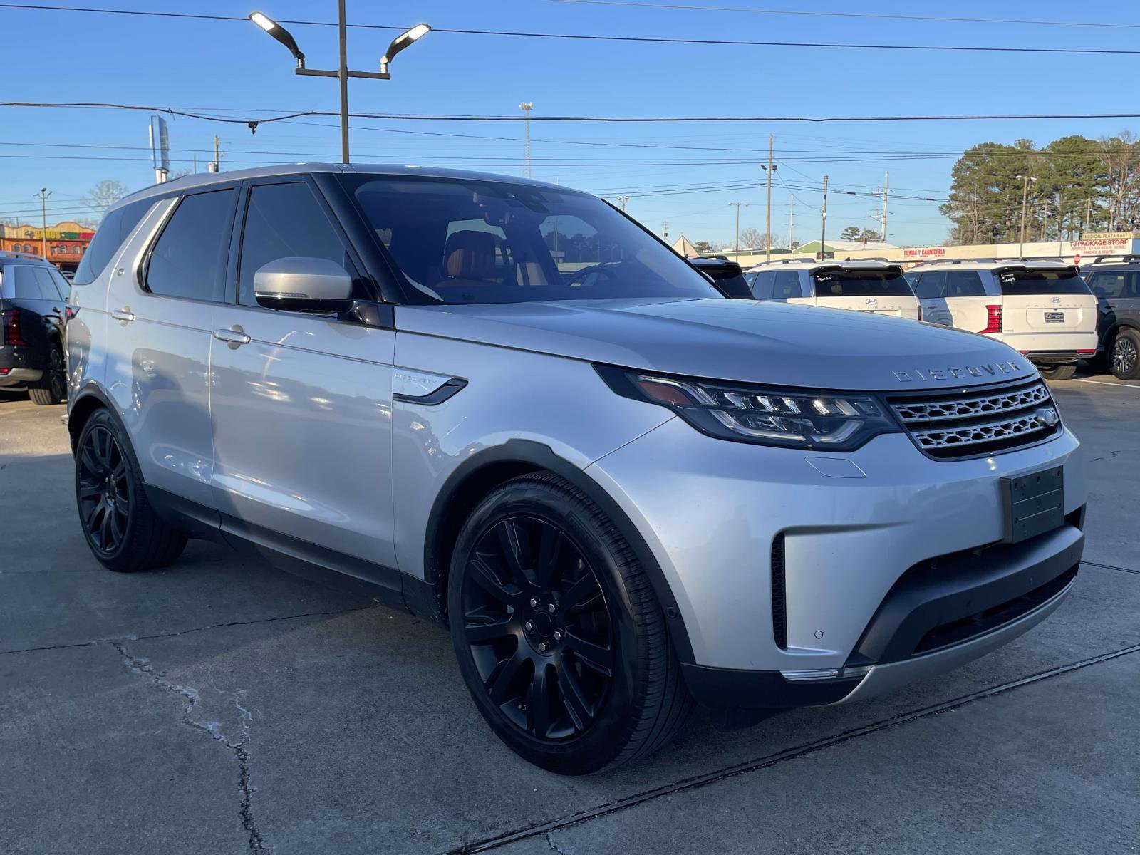Used 2017 Land Rover Discovery HSE Luxury