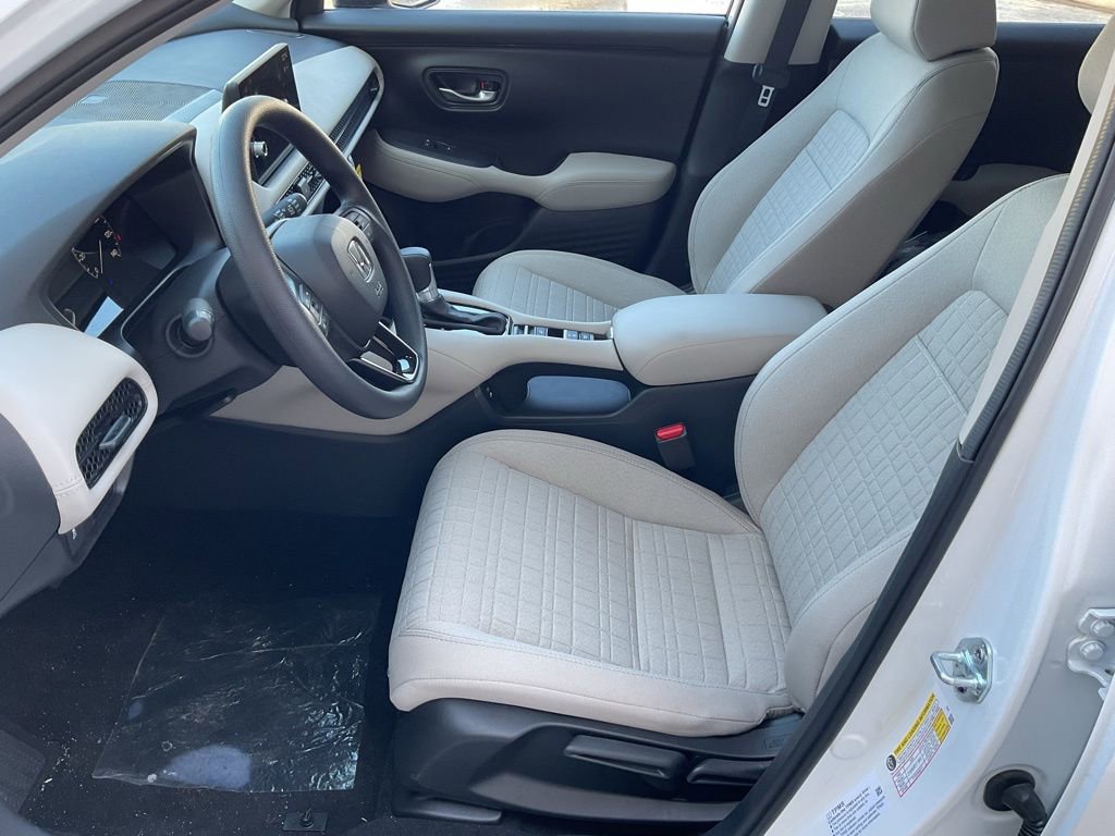 New 2026 Honda HR-V LX image 10