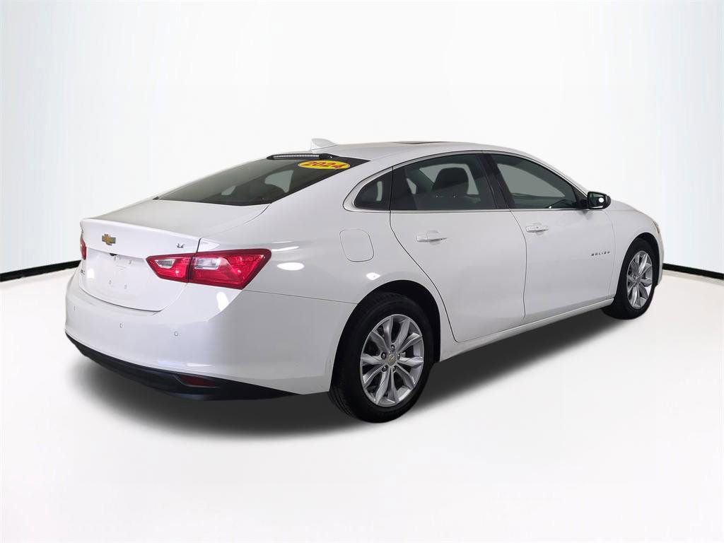 Used 2024 Chevrolet Malibu LT image 5