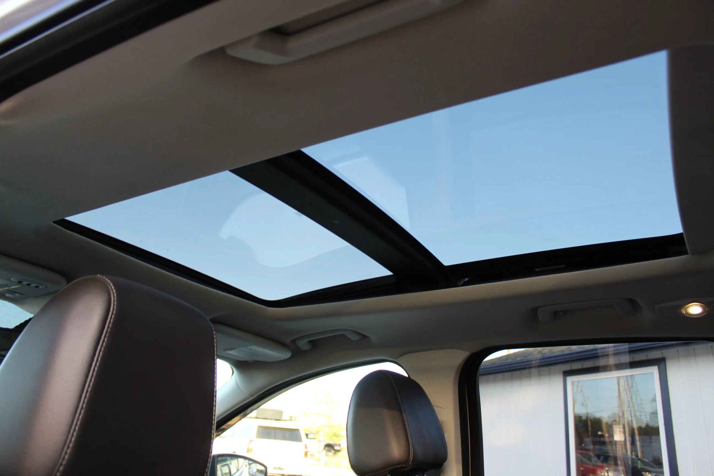 Used 2016 Ford Escape Titanium image 21