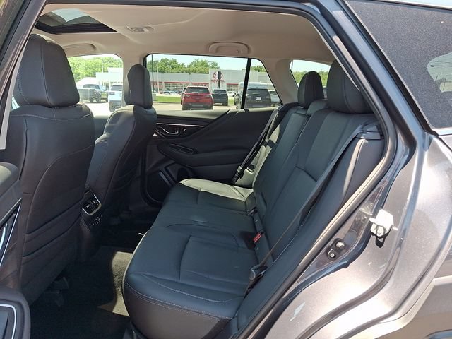 Used 2023 Subaru Outback Limited AWD/4WD image 10