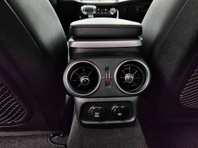 Used 2021 Kia Stinger GT image 17