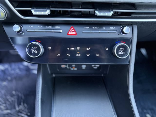 Used 2025 Hyundai Sonata SEL FWD image 18
