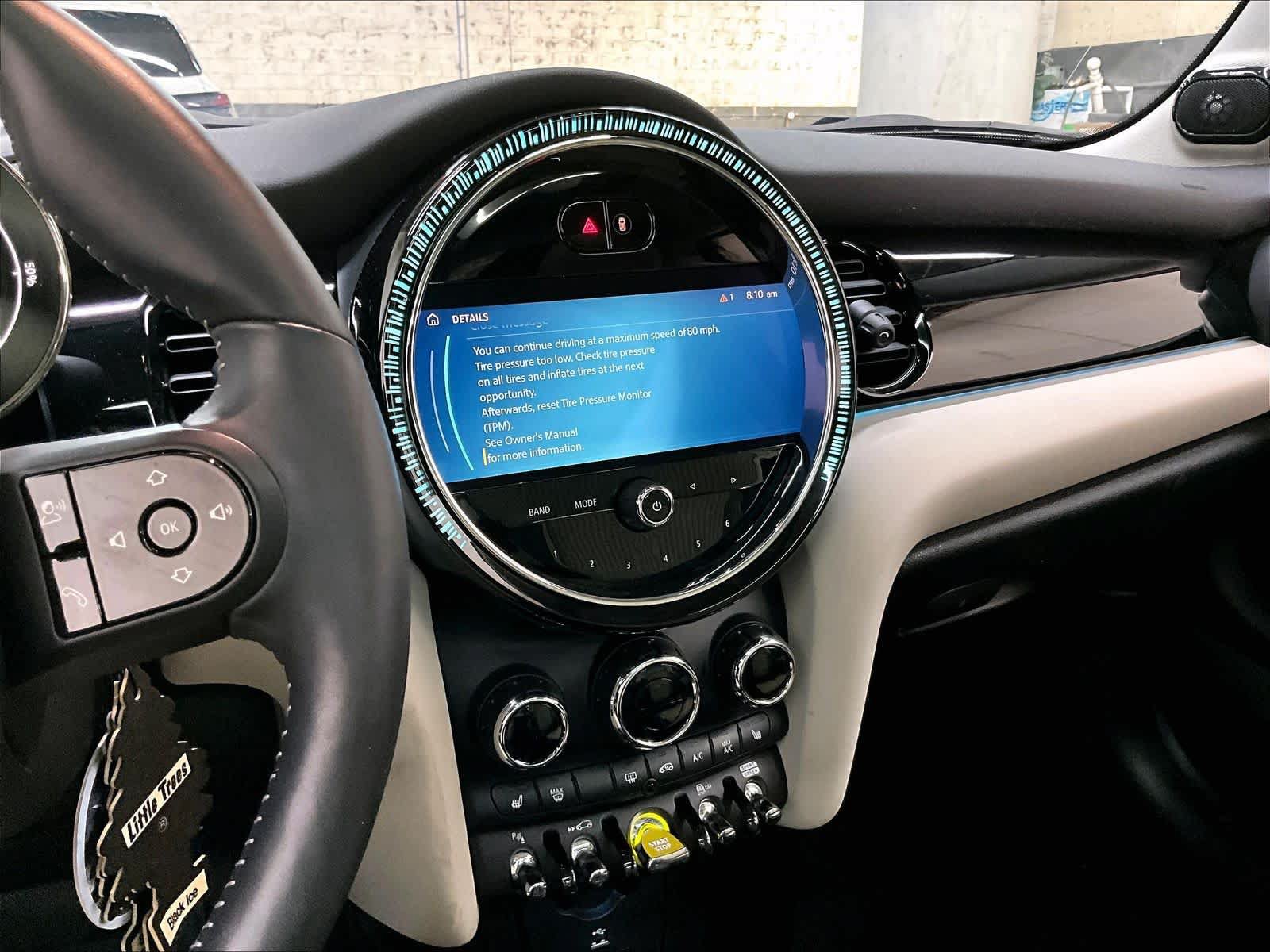Used 2024 MINI Cooper SE FWD image 9