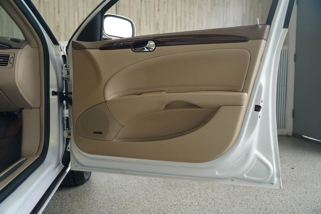 Used 2006 Buick Lucerne CXL w/ Luxury Package FWD image 31