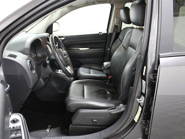 Used 2015 Jeep Compass High Altitude image 11