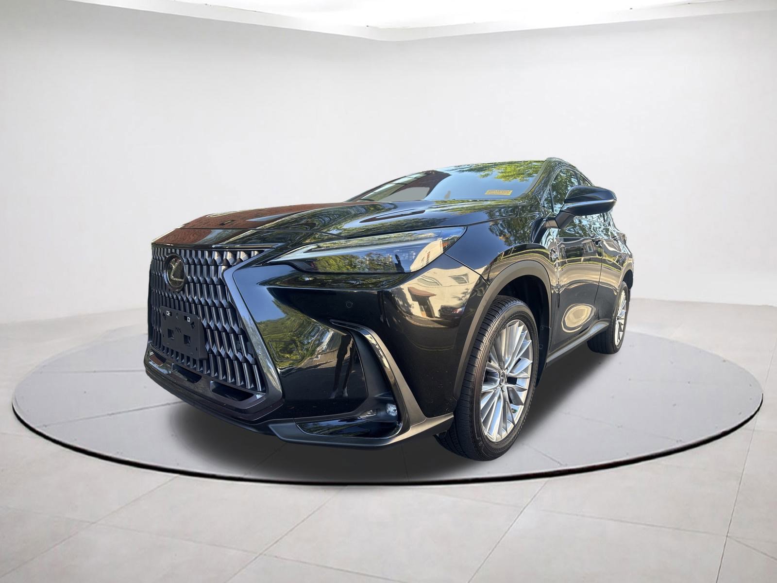 Used 2023 Lexus NX 350 AWD w/ Luxury Package image 3