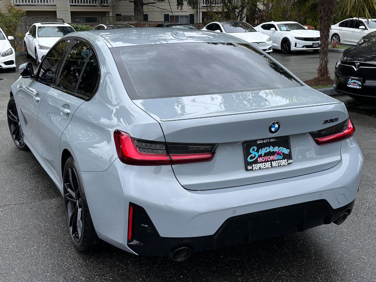 Used 2024 BMW 330i Sedan w/ M Sport Package RWD image 8