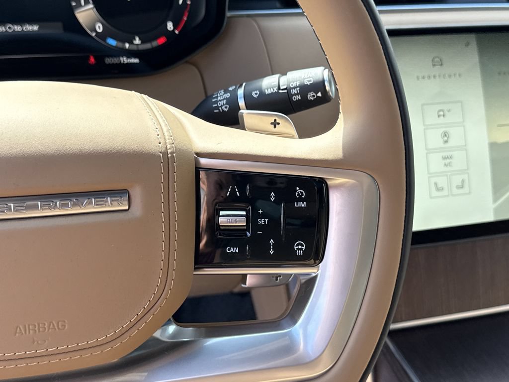 New 2025 Land Rover Range Rover SE AWD/4WD image 24