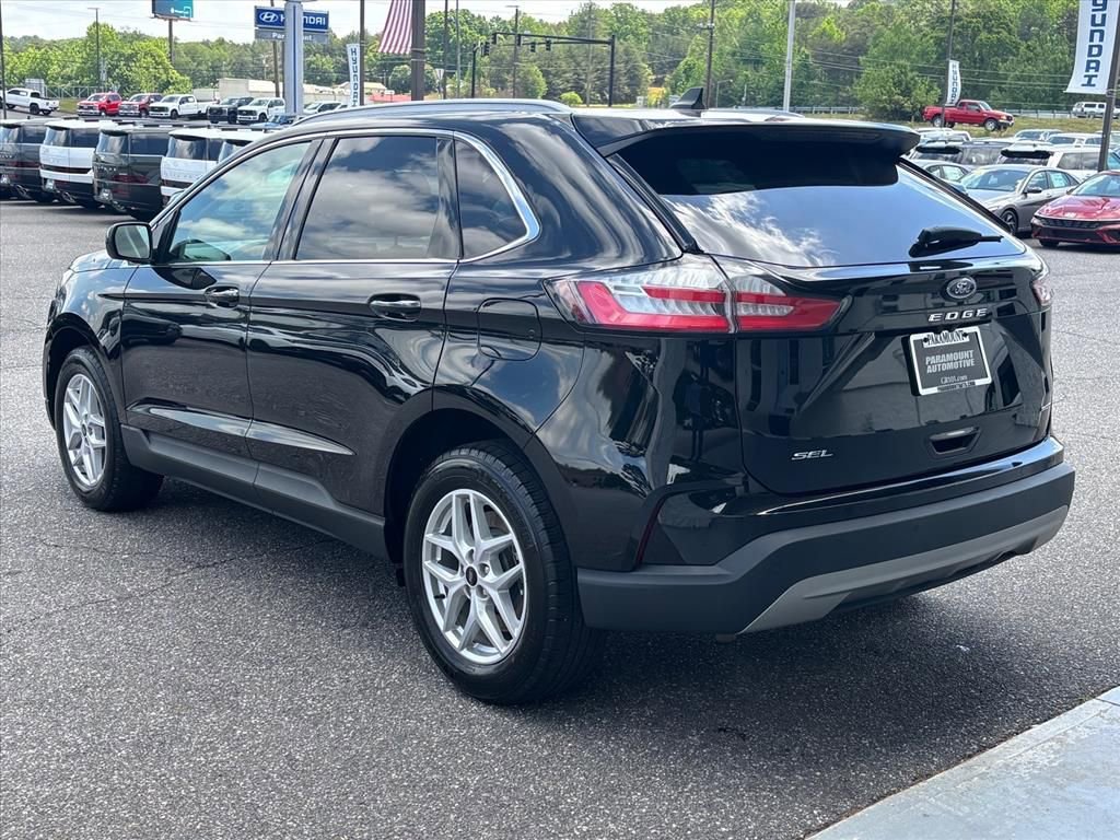 Used 2024 Ford Edge SEL AWD/4WD image 2