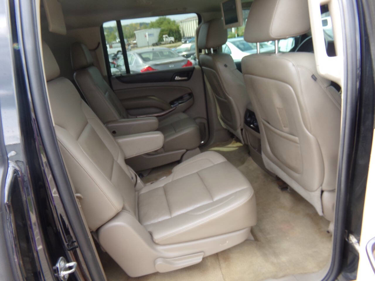 Used 2015 GMC Yukon XL SLT w/ Open Road Package image 27