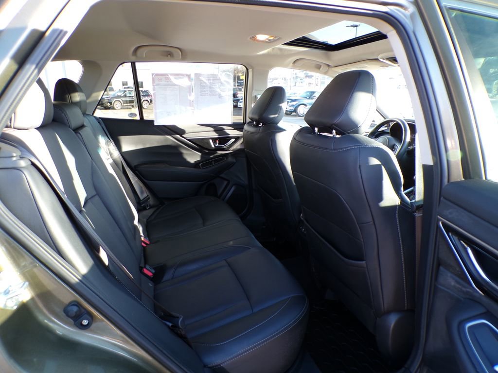 Used 2022 Subaru Outback Limited image 21