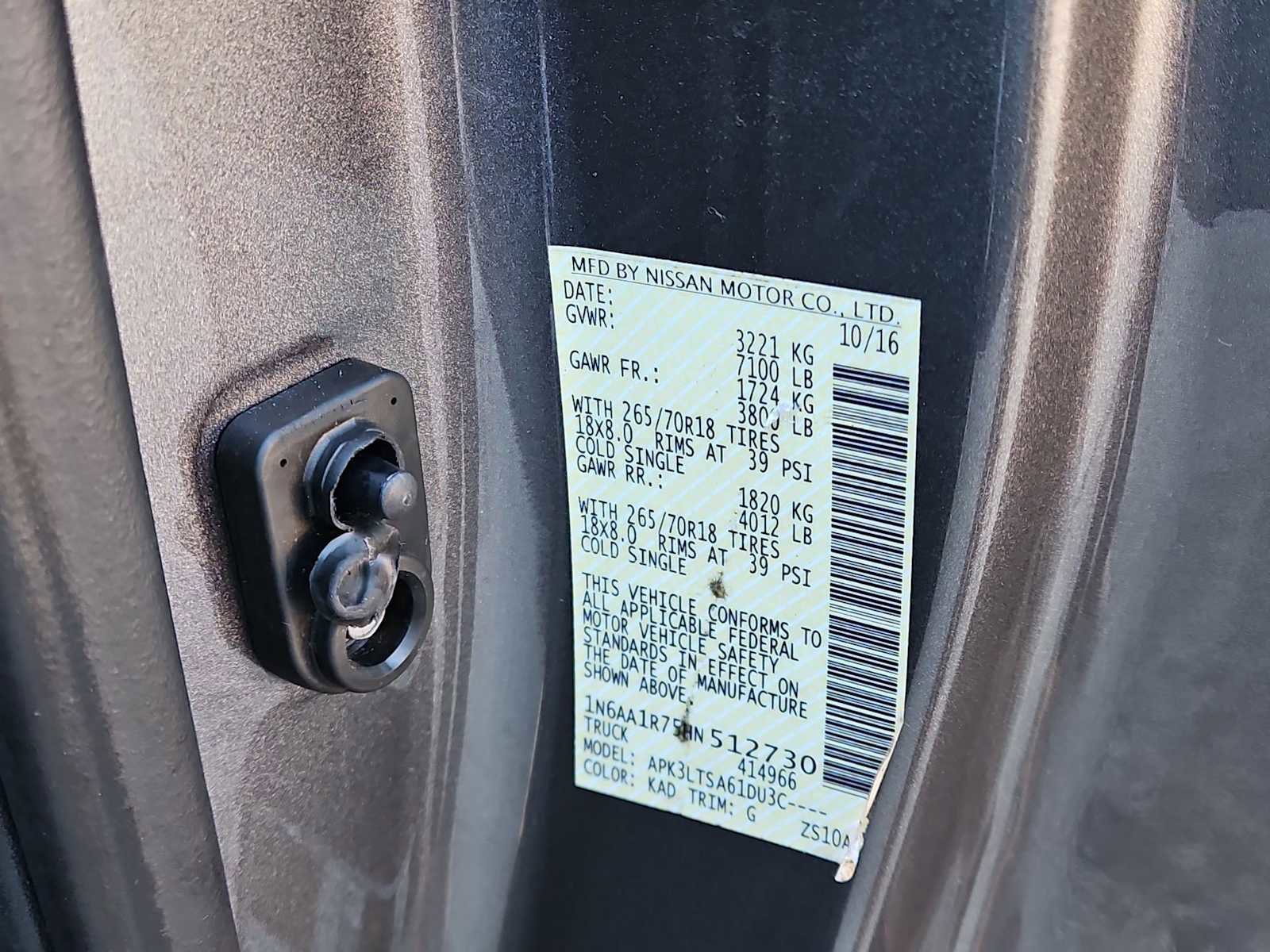 Used 2017 Nissan Titan SV image 33