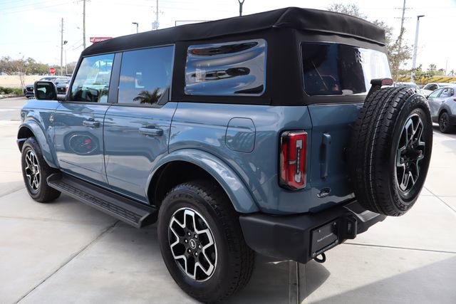 Used 2025 Ford Bronco Outer Banks image 6