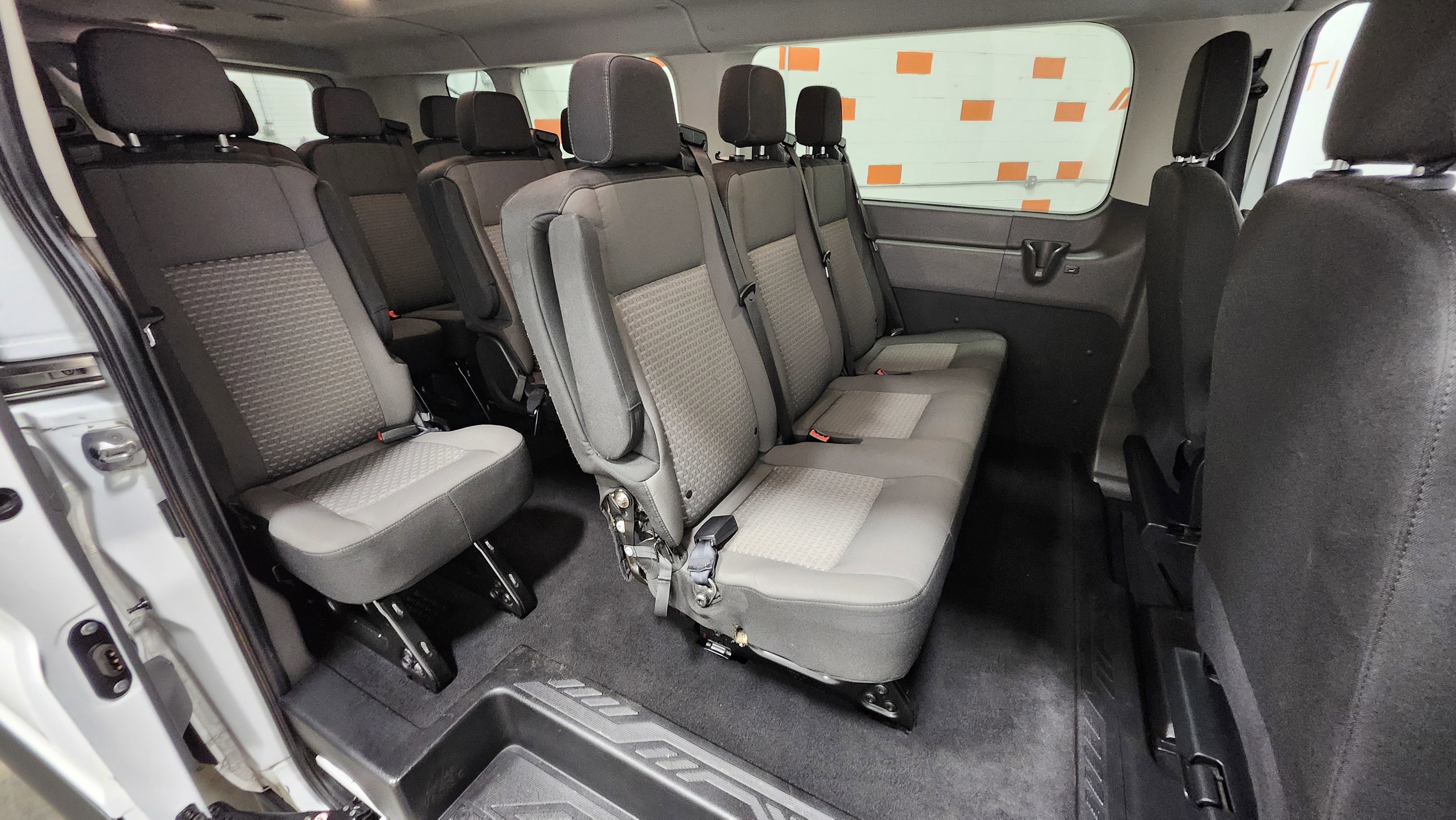 Used 2023 Ford Transit 350 XLT image 20