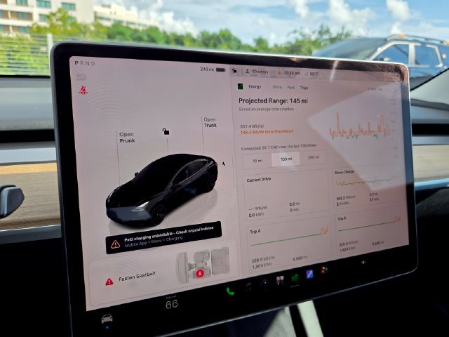 Used 2023 Tesla Model 3 Standard Range RWD image 29