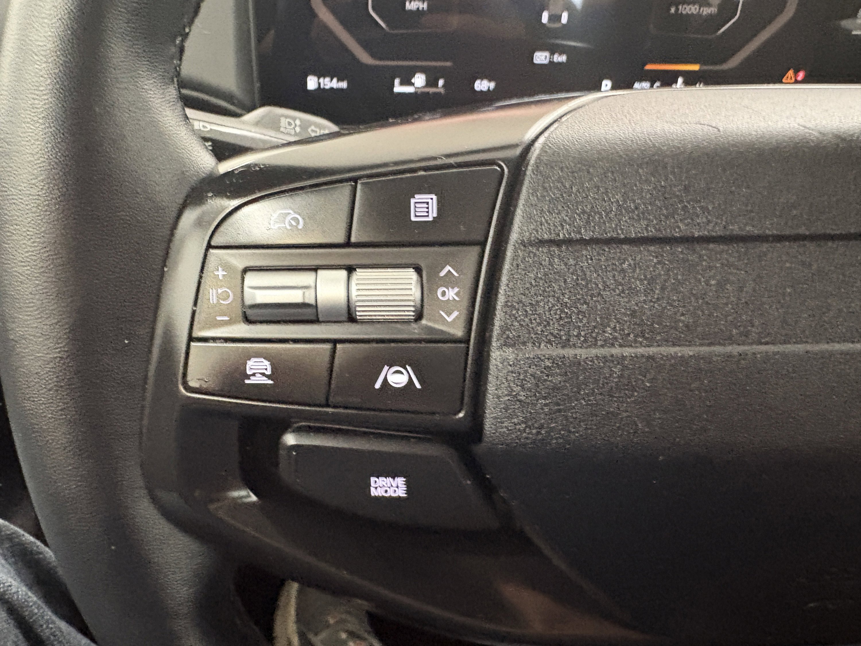 Used 2025 Kia K4 EX image 28