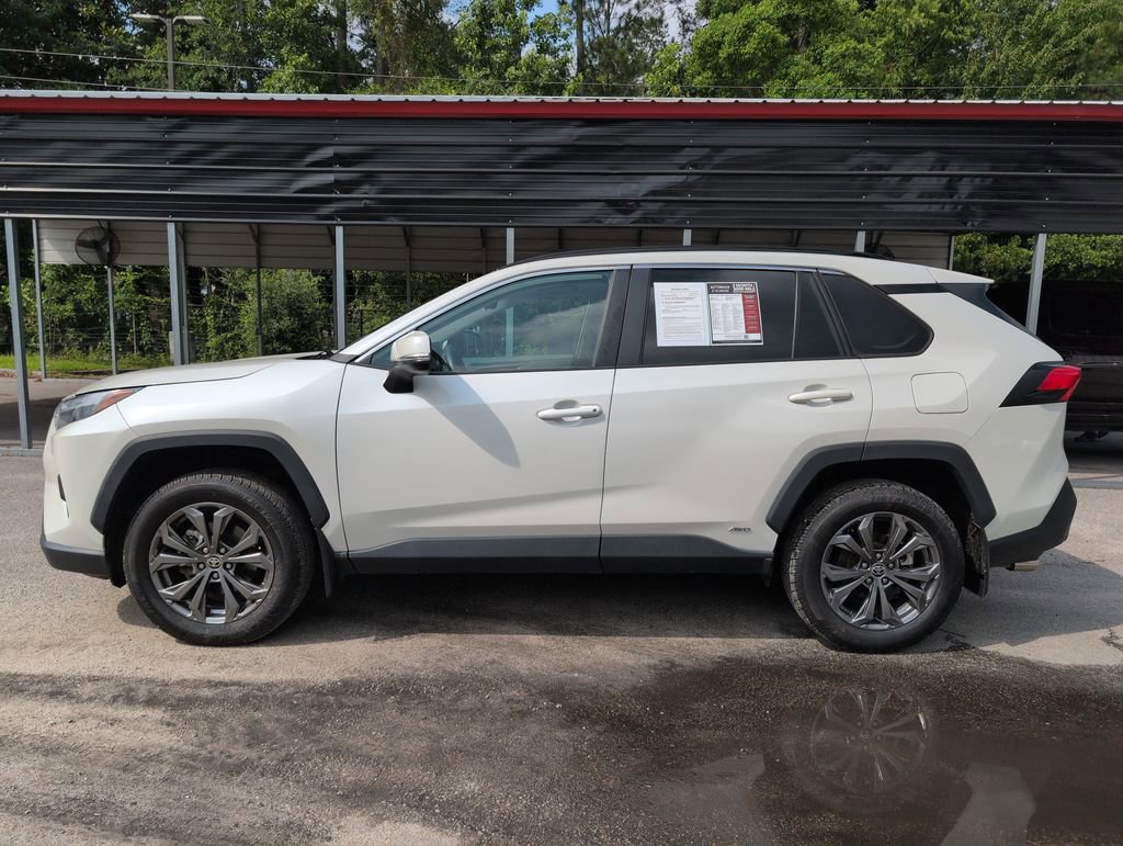 Used 2022 Toyota RAV4 XLE Premium AWD/4WD video 3
