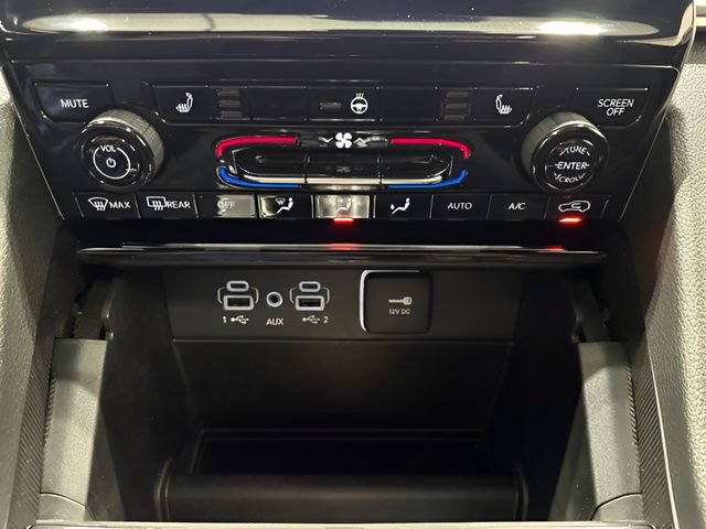 Used 2024 Jeep Grand Cherokee Limited AWD/4WD image 24