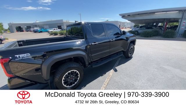 Used 2024 Toyota Tacoma TRD Off-Road w/ TRD Off Road Upgrade Package AWD/4WD image 9