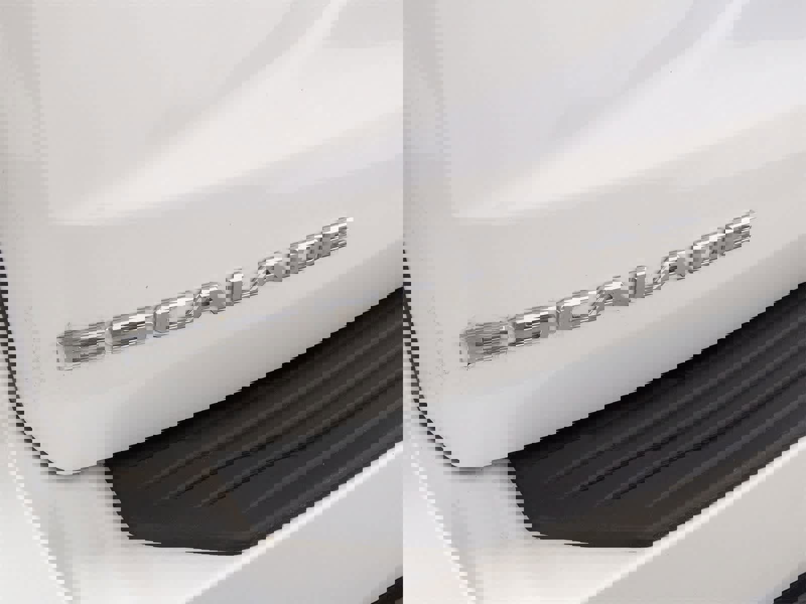 Used 2024 Cadillac Escalade ESV Sport image 13