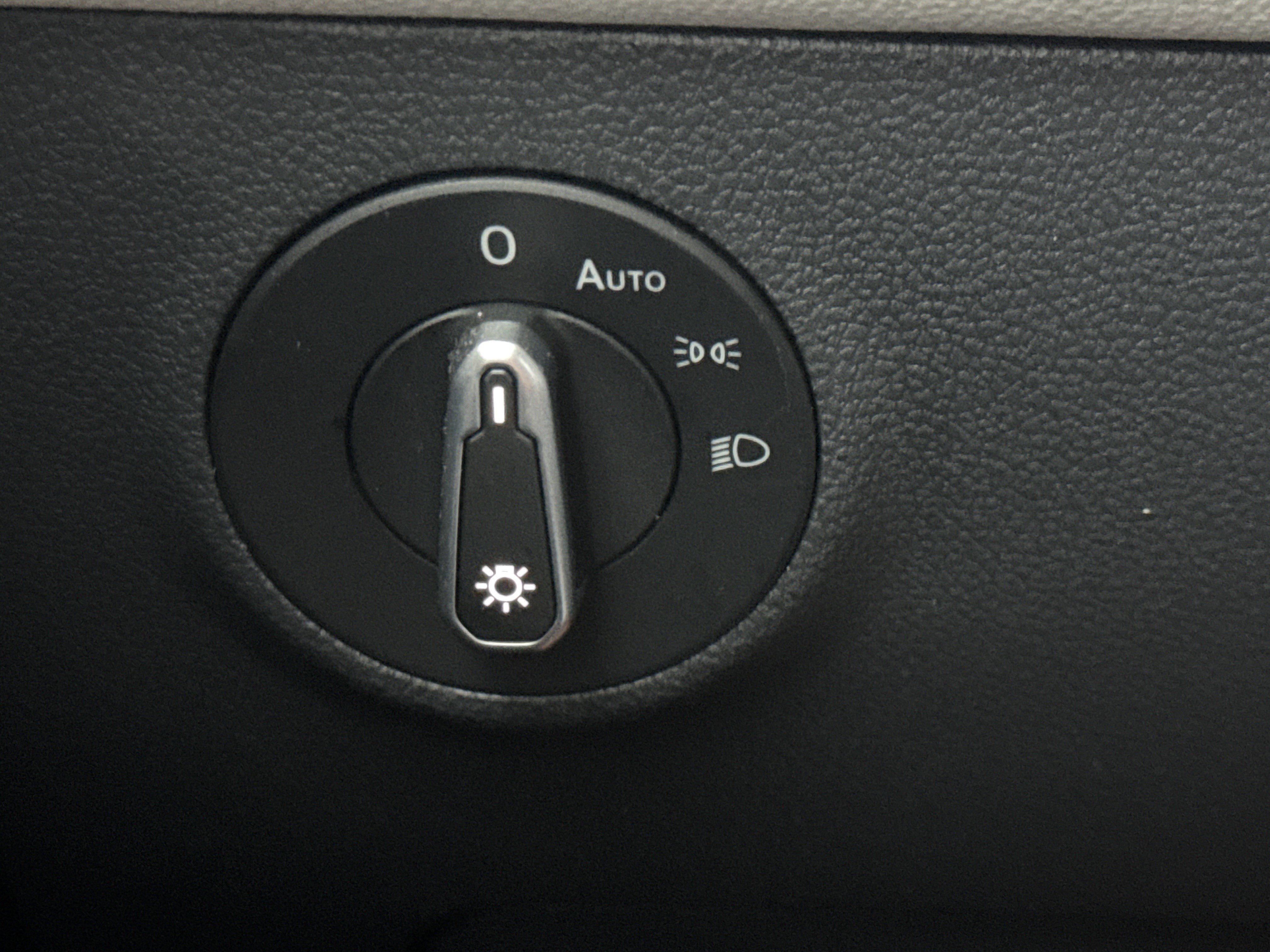 Certified 2025 Volkswagen Taos S image 14