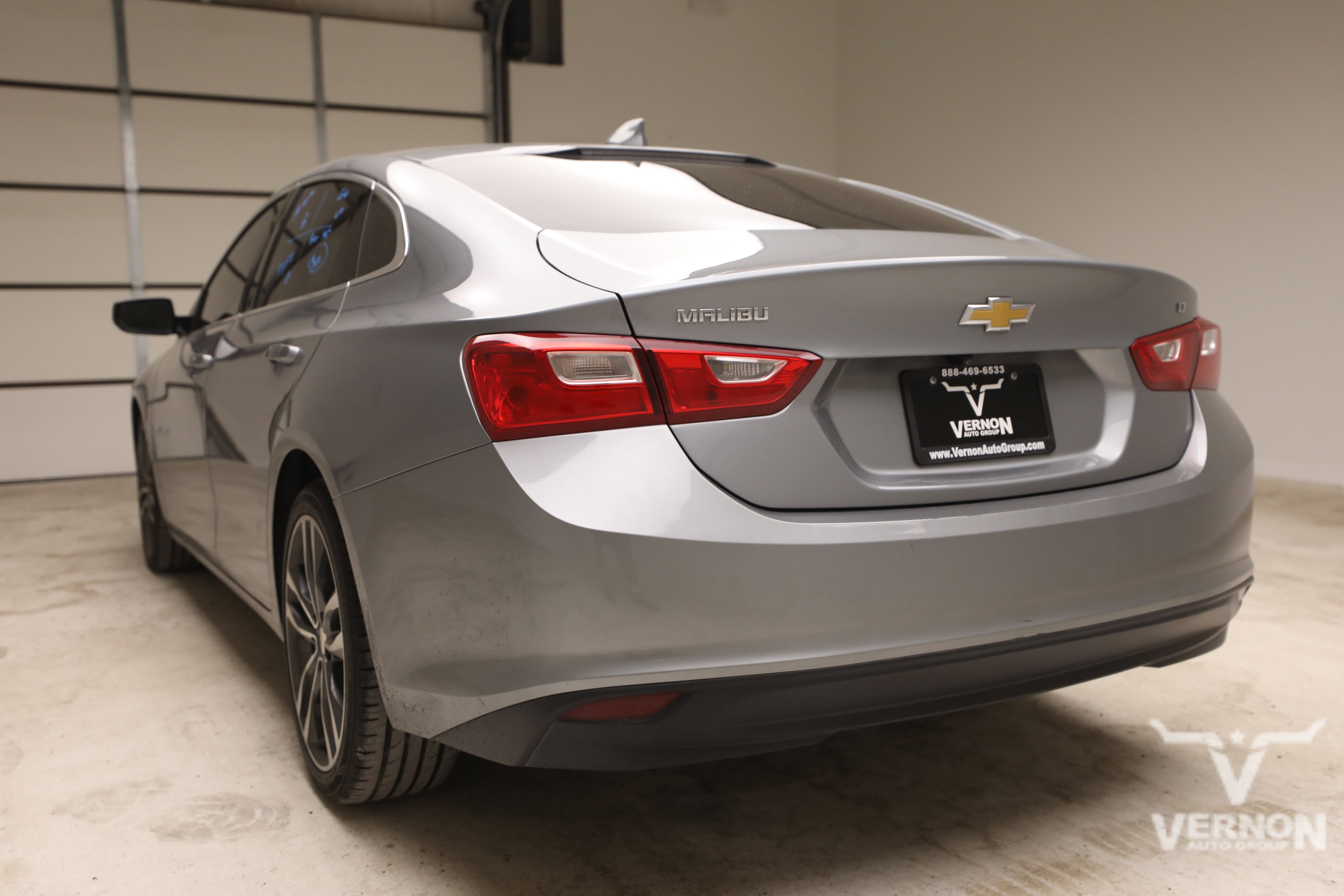 Used 2023 Chevrolet Malibu LT FWD image 4