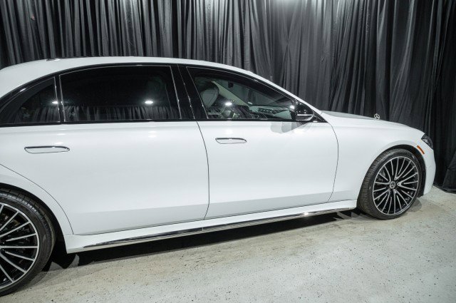 Used 2024 Mercedes-Benz S 580 4MATIC Sedan image 4