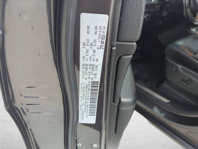 Used 2020 Jeep Grand Cherokee Limited AWD/4WD image 30