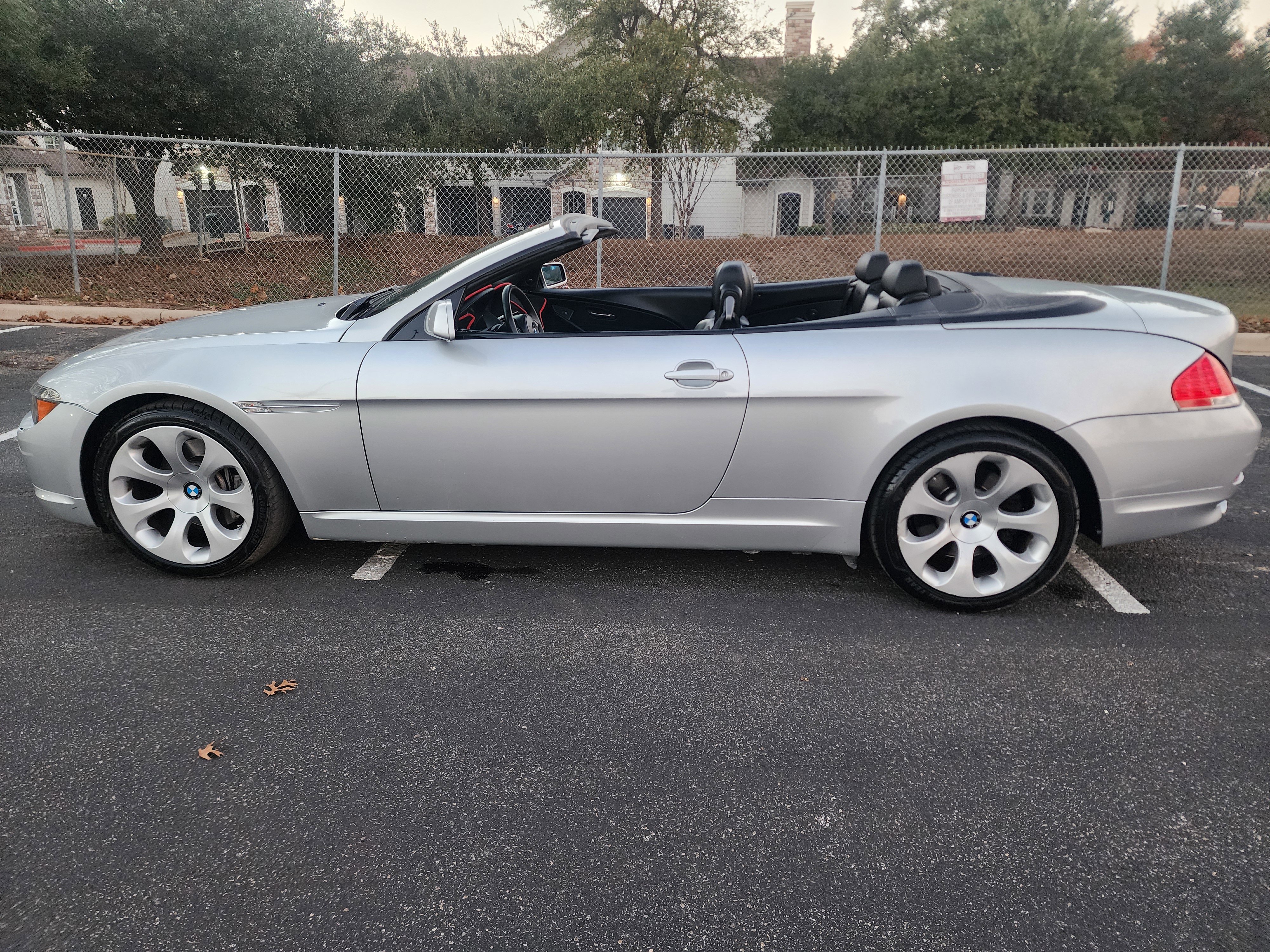 Used 2007 BMW 650i Convertible image 25