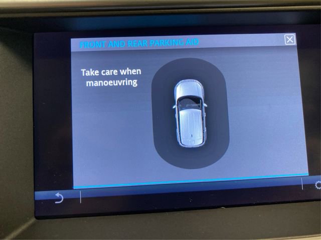 Used 2017 Land Rover Range Rover Evoque SE image 28