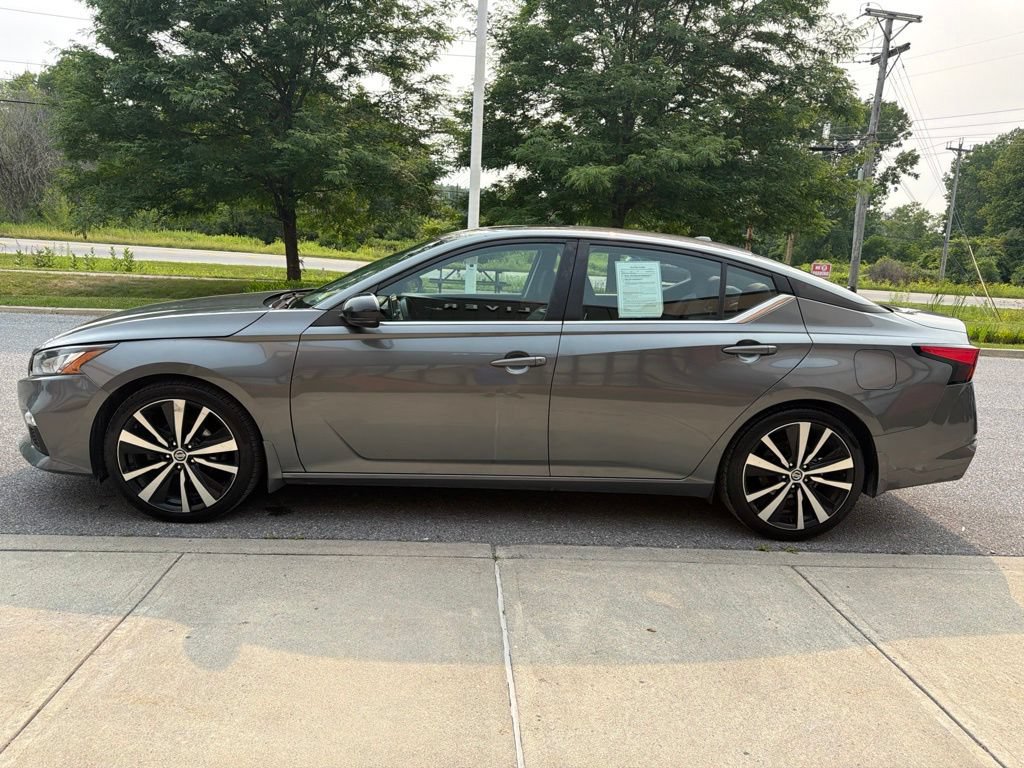 Used 2022 Nissan Altima 2.0 SR FWD image 4