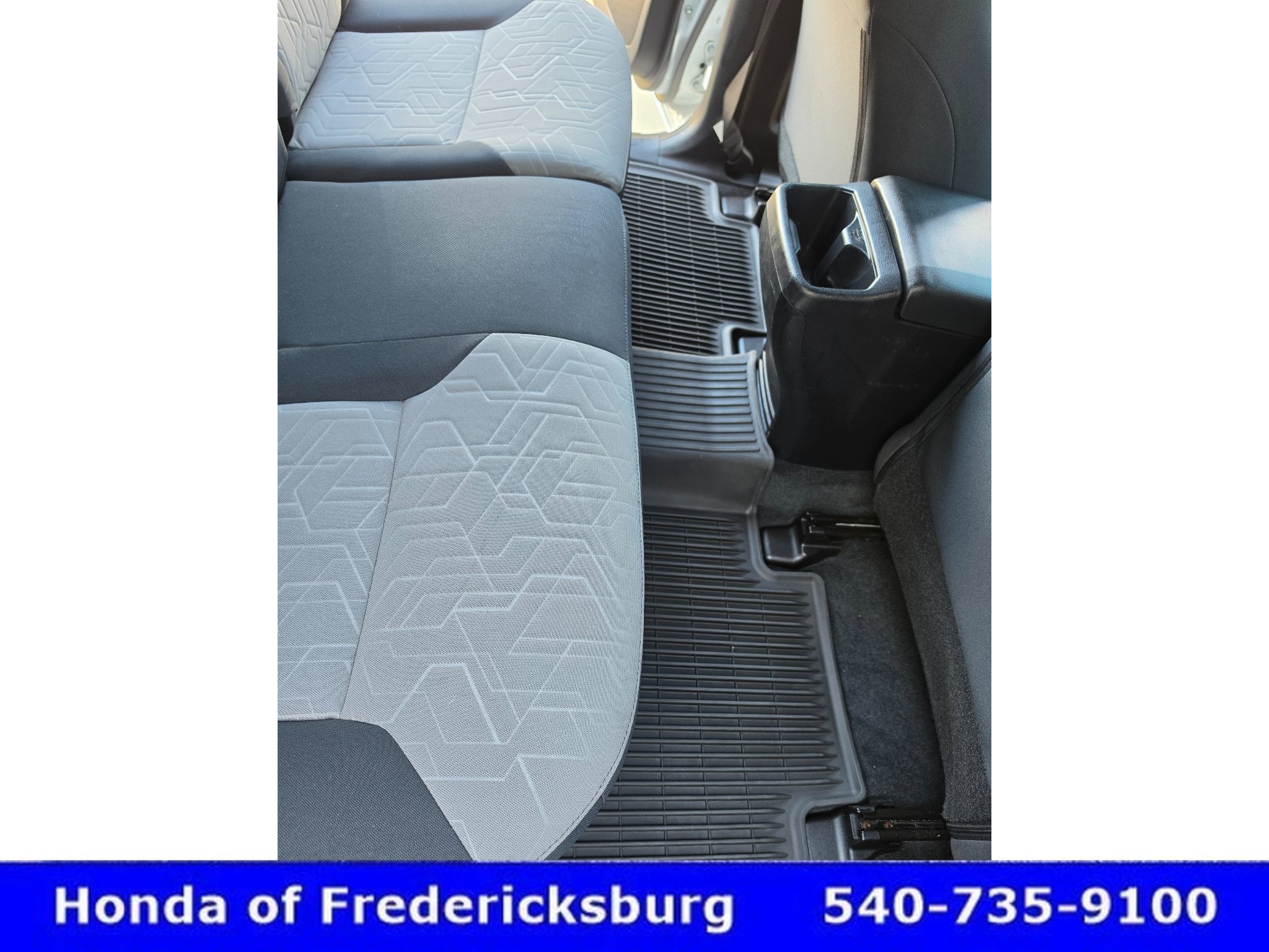 Used 2023 Toyota Tacoma TRD Sport w/ Technology Package AWD/4WD image 28