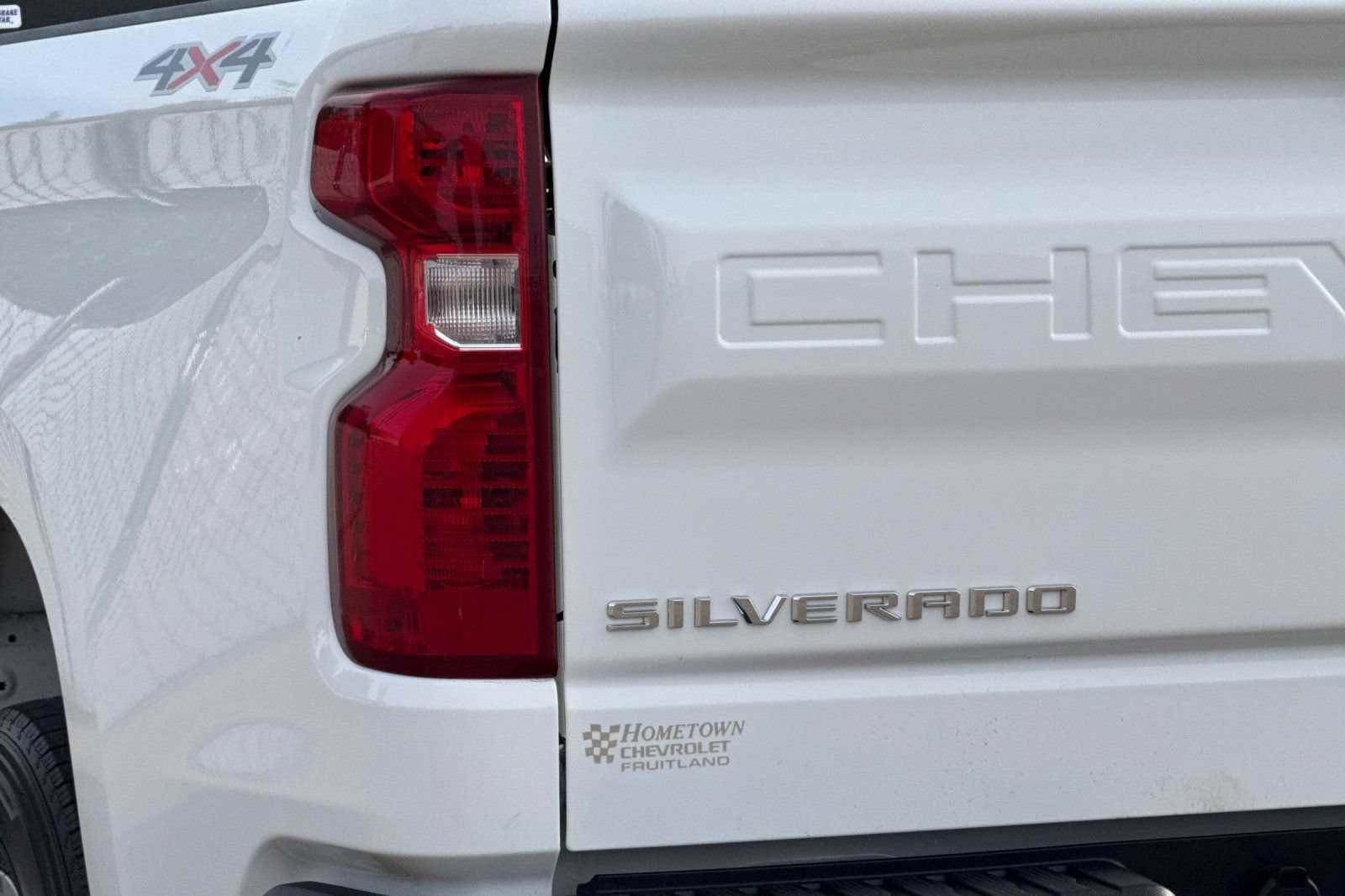 Used 2025 Chevrolet Silverado 1500 LT AWD/4WD image 23